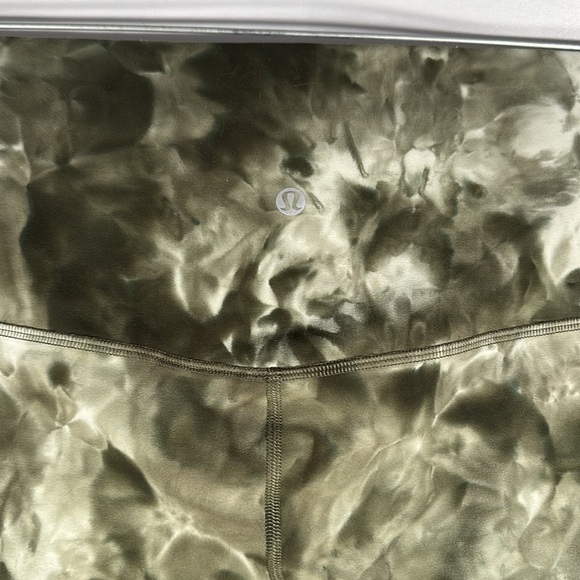 Lululemon Green Align Pants High Rise Leggings 28” - Picture 8 of 8